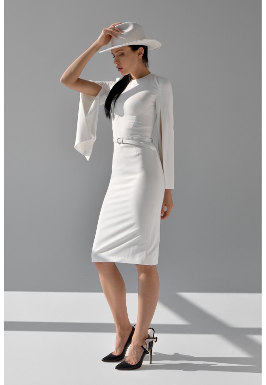 Белое стильное платье длины миди