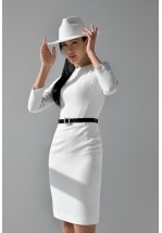 Элегантное белое платье в деловом стиле