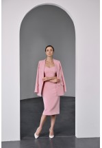 Вишукана сукня-футляр в пастельно-рожевому кольорі