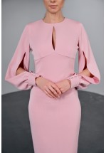 Женственное коктейльное платье в розовом цвете