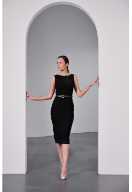 Базова чорна сукня