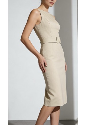 Бежевое платье миди