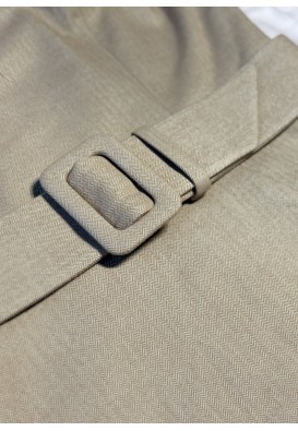 Бежева класична сукня