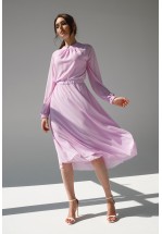 Ніжно-рожева повітряна сукня довжини міді