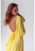 Желтое шифоновое платье с открытой спиной