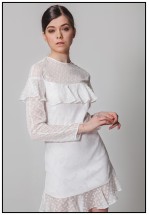 Стильна міні сукня з воланами