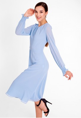 Романтична сукня міді в блакитному кольорі