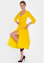 Жовта сукня міді на запах