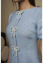 Блакитна сукня міні з перлинними бантиками