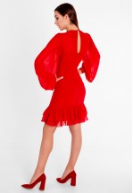 Ефектна червона сукня зі збіркою