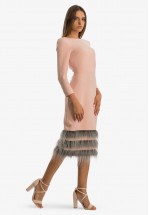 Елегантна сукня міді з хутряним манжетом по подолу