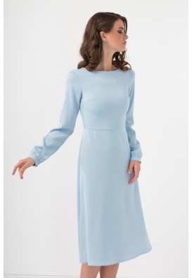 Голубое платье миди в полоску