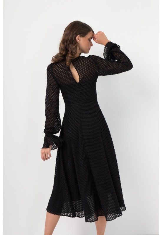 Коктейльна чорна сукня