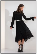 Коктейльна чорна сукня