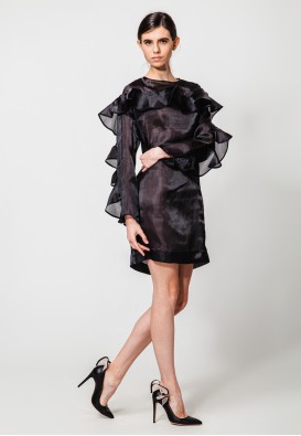Коктейльное черное платье из органзы