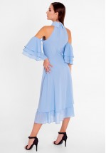 Коктейльна блакитна сукня міді