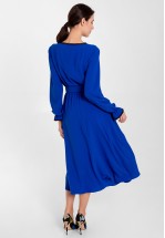 Коктейльное платье миди в синем цвете
