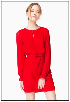 Червона сукня-футляр