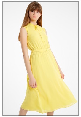 Літня жовта сукня міді