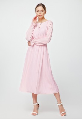 Нежно-розовое платье в полоску